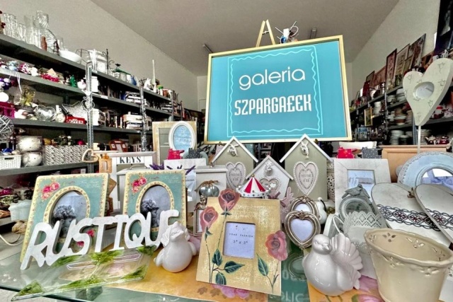 Pół miliona złotych dla potrzebujących - taki wynik osiągnie w środę Galeria Szpargałek.
