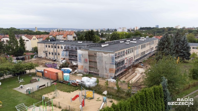 Jeszcze jedna odsłona remontu w Szkole Podstawowej nr 42 w Szczecinie. Zdaniem niektórych rodziców placówka nie jest przygotowana do roku szkolnego.