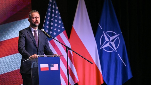 To dowód, że Polska bierze większą odpowiedzialność za bezpieczeństwo Europy. Tak o podpisaniu nowej umowy ze Stanami Zjednoczonymi mówi wicepremier Władysław Kosiniak-Kamysz.