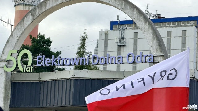 Politycy PiS krytykują decyzję wyłączenia bloków w Elektrowni Dolna Odra