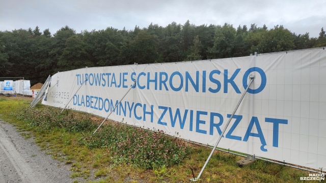 Trwa budowa nowego schroniska dla zwierząt w Kołobrzegu. Wybrana została już także nazwa dla przytuliska.