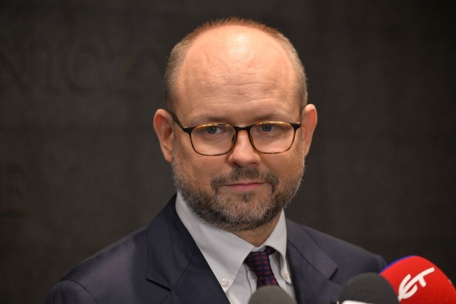 Prezydent USA jest zadowolony z tempa rozmów z Polską w sprawie stałej bazy amerykańskich wojsk lądowych.