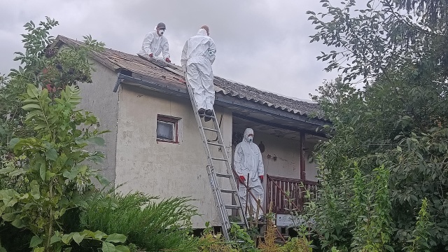 Trwa coroczna akcja likwidacji azbestu z dachów w Stargardzie. Koszt takich prac w całości pokrywany jest z budżetu miasta. Do 28 września przyjmowane są wnioski.