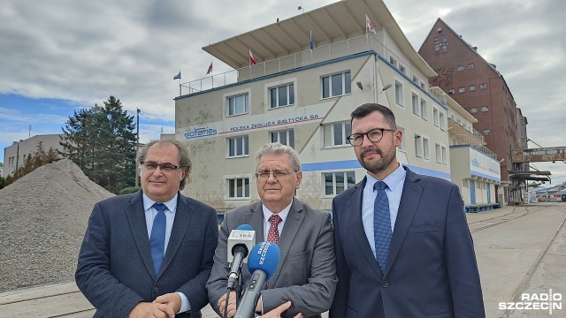 Politycy Prawa i Sprawiedliwości z kontrolą poselską w Polskiej Żegludze Bałtyckiej. Parlamentarzyści opozycji alarmują: kołobrzeski armator tonie.