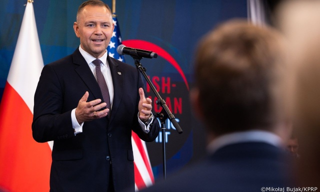 Prezydent oczekuje szybkiego i dokładnego wyjaśnienia tragedii w Jarosławiu. Rano na terenie tamtejszego opactwa ksiądz został zamordowany przez nożownika, ranił on też cztery inne osoby, w tym duchownych.