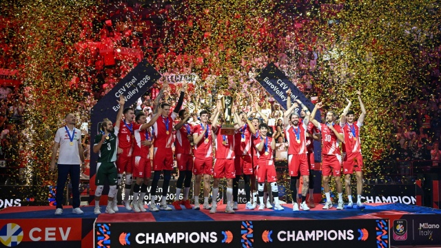 Polscy siatkarze wygrali w finale mistrzostw Europy w Mediolanie z reprezentacją Francji 3:1 i zdobyli złoty medal. Tym samym obronili tytuł z 2023 roku.
