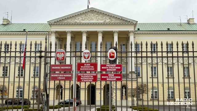 Za mało podpisów. Nie będzie referendum w sprawie odwołania prezydenta Warszawy