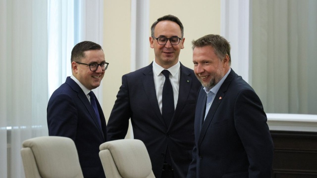 Nowy system ostrzegania ludności cywilnej powinien zacząć działać do końca roku - zapowiada minister spraw wewnętrznych i administracji.