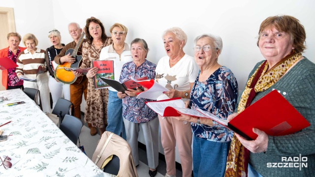 Karaoke dla seniorów w nowym Centrum Aktywności [ZDJĘCIA]