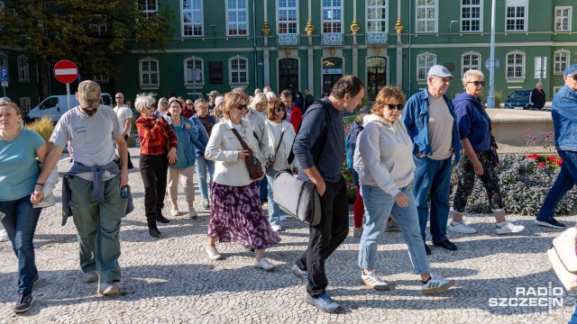 Odkrywali życiorysy i historie stojące za nazwami ulic Szczecina [ZDJĘCIA]