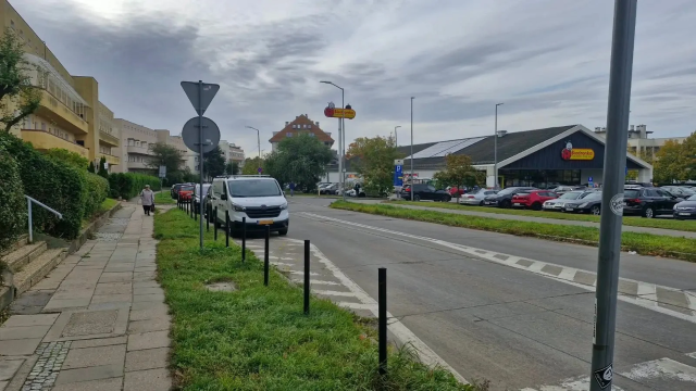 Będzie nowa trasa rowerowa w Szczecinie. Ruszyła budowa na ul. Janickiego. Inwestycja warta jest blisko 3 miliony złotych.