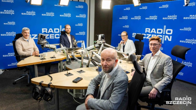 Radni Szczecina zgadzają się, że Most Kłodny jest potrzebny, ale różnią się w ocenie wybranego projektu i sposobu finansowania inwestycji. Miasto chce pożyczyć 309 milionów złotych na budowę przeprawy. O inwestycji i warunkach pożyczki radni rozmawiali w Kawiarence politycznej.