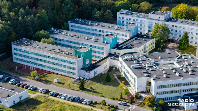 Do systemu zdrowia nie trzeba dziś dosypywać pieniędzy, bo to nie pieniądze są problemem systemu zdrowia - przekonywał w Rozmowach pod krawatem europoseł Bartosz Arłukowicz.