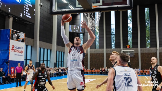 Wilki Morskie po raz trzeci w tym sezonie wygrywają w PGE Basket Lidze. Gospodarze pewnie pokonali Start Lublin 70:54