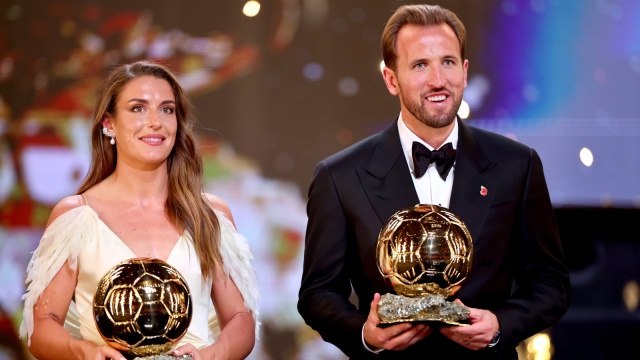 Anglik Harry Kane triumfował w plebiscycie magazynu France Football i od niedawna UEFA na najlepszego piłkarza świata w sezonie 202526. Złotą Piłkę odebrał podczas gali w Londynie. Drugie miejsce wśród kobiet zajęła Ewa Pajor, najlepsza okazała się Hiszpanka Alexia Putellas.