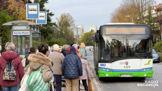 Pierwsze zmiany w funkcjonowaniu komunikacji miejskiej, związane z Dniem Wszystkich Świętych, wprowadza już od środy Zarząd Dróg i Transportu Miejskiego w Szczecinie. W tej formule będą one obowiązywały jednak tylko do piątku.