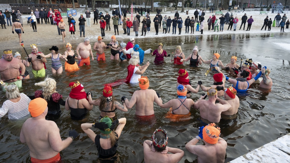 Morsy z regionu (i nie tylko) przeszły w zimnym orszaku [WIDEO, ZDJĘCIA]