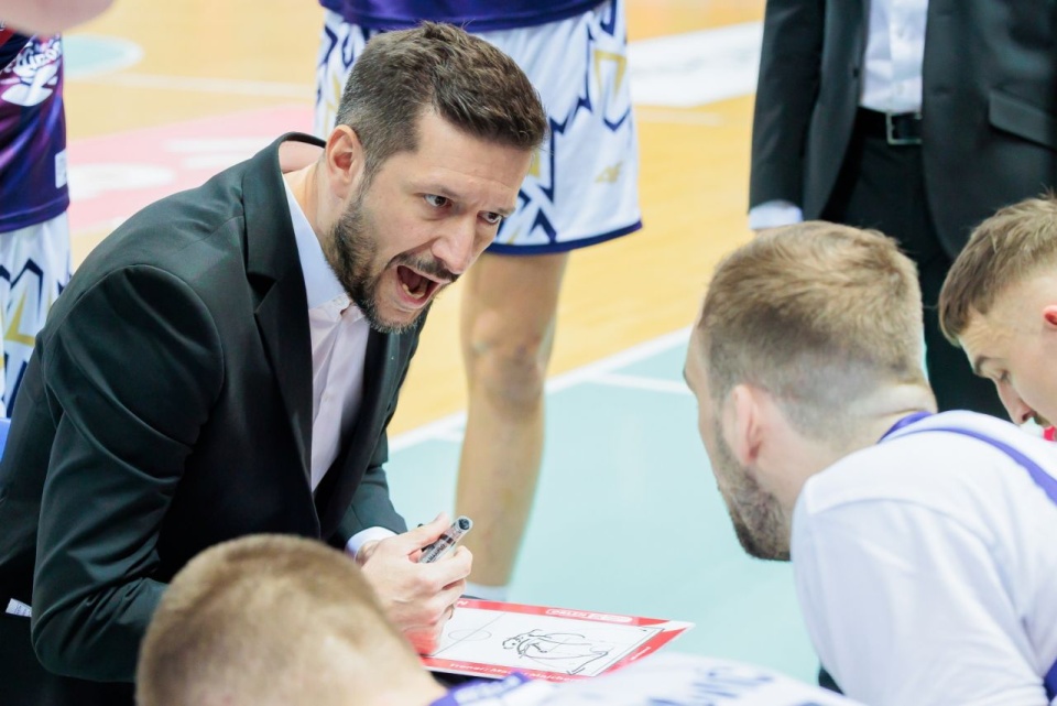 Trener dumny z drużyny. King lepszy od mistrza