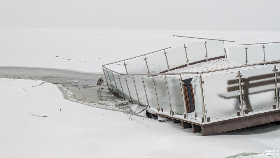 Promenada w Trzebieży przegrała walkę z żywiołem. Sołtys: szkody naprawimy