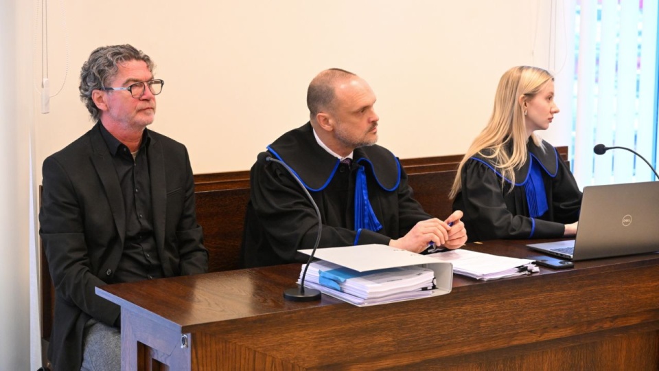 Przy użyciu AI wykorzystali głos lektora bez jego wiedzy