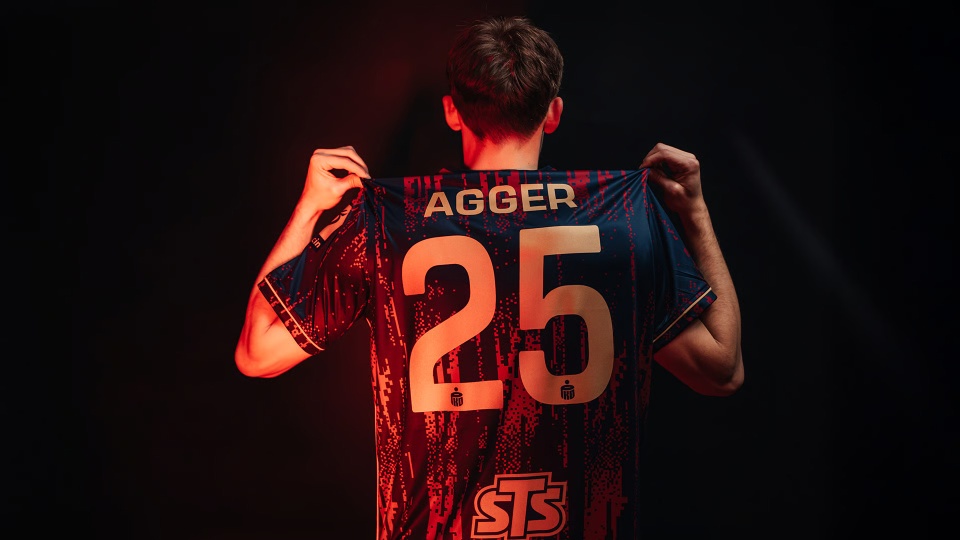 Mocne zamknięcie okna transferowego - Duńczyk w Pogoni