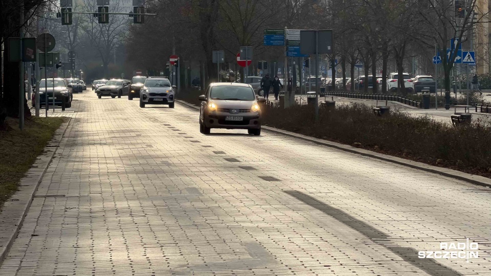 ZDiTM pozywa wykonawcę, projektanta i inżyniera kontraktu remontu Al. Jana Pawła II