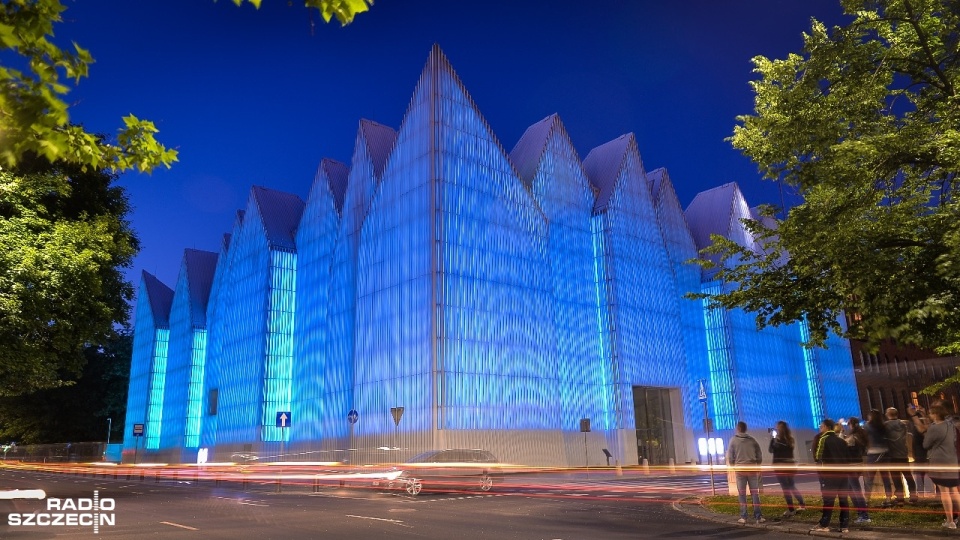 Filharmonia i komenda policji zaświecą na niebiesko