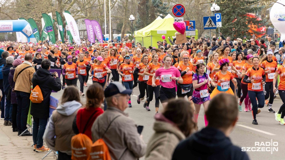 Przebiegły 5 kilometrów na 8. marca [WIDEO, ZDJĘCIA]