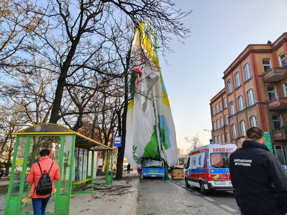 Wypadek balonu z ludźmi w koszu, zginęła 28-letnia kobieta