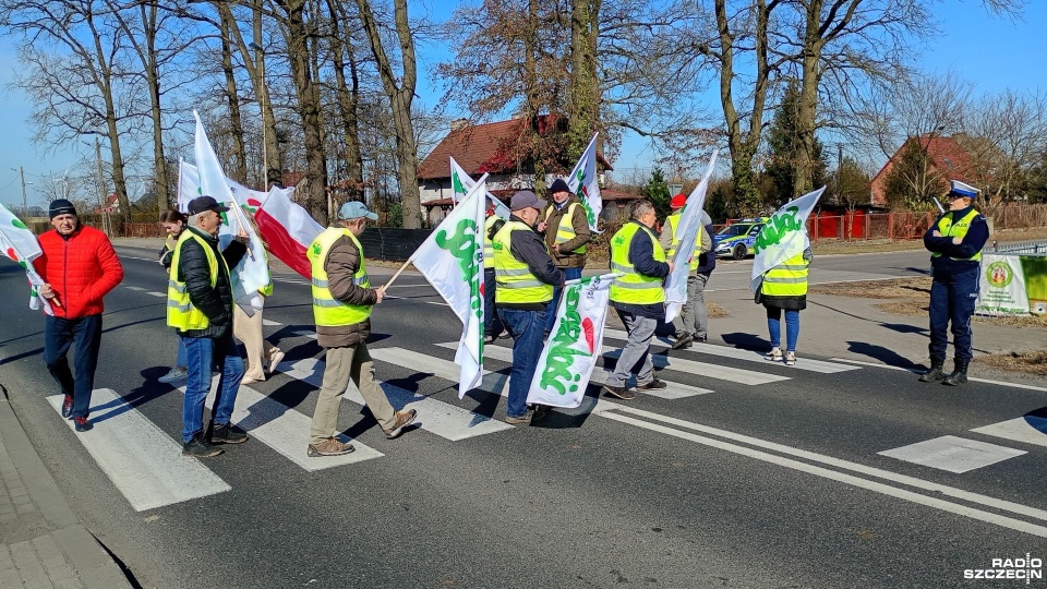 Trwa kolejny protest rolników. Utrudnienia na DK10