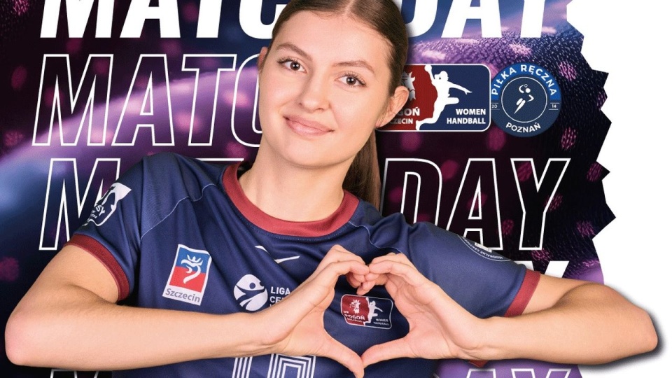 Piłkarki ręczne SPR Pogoni grają mecz w LC