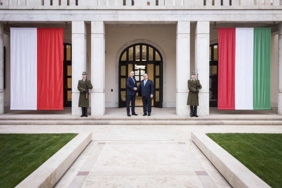 Prof. Dudek o wizycie prezydenta na Węgrzech