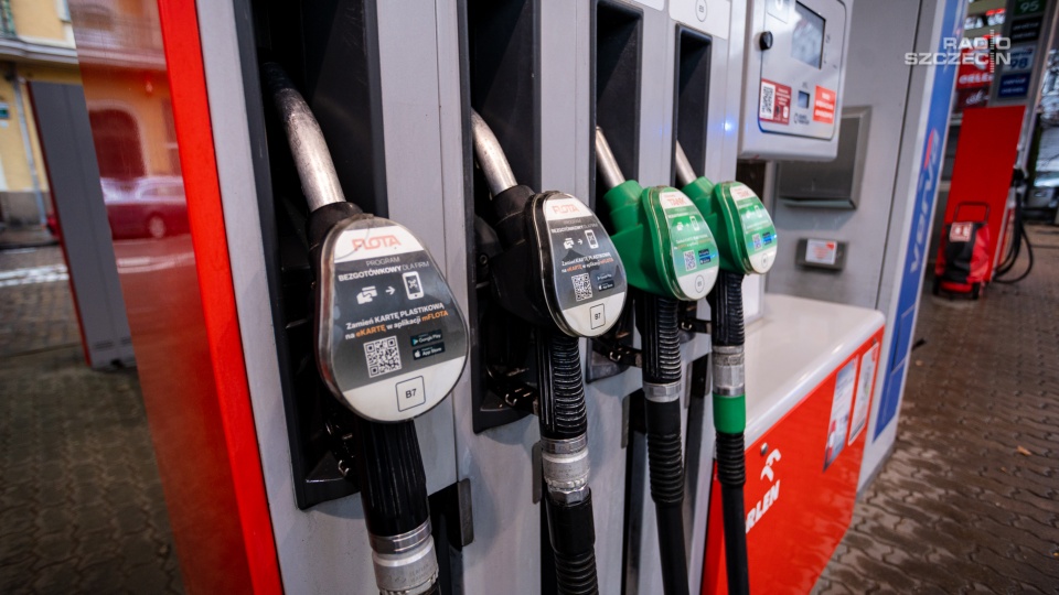 Kierowcy sceptycznie o cenach paliw