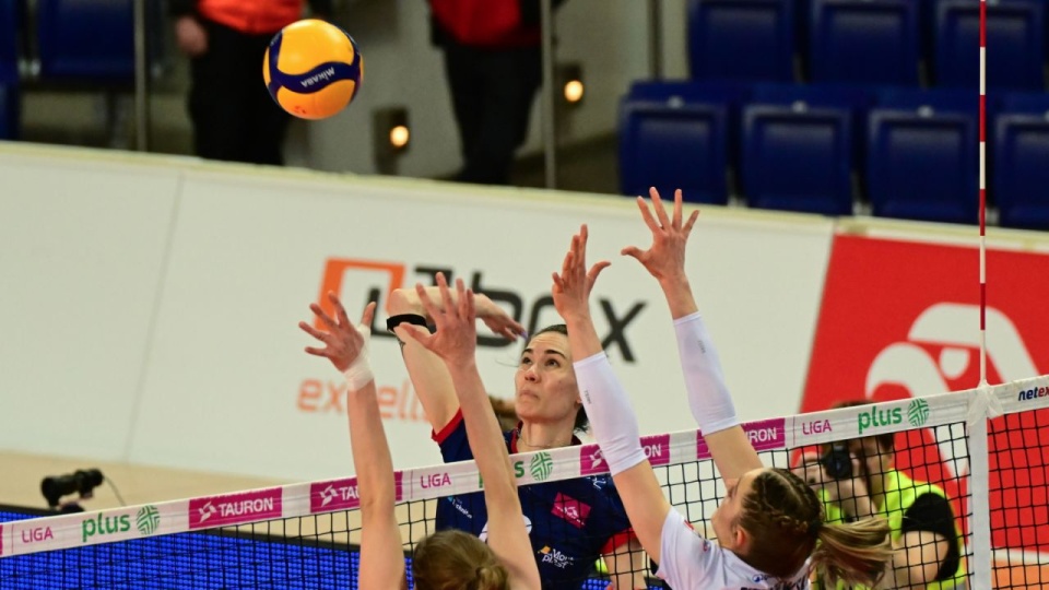 Tauron Liga - Chemik słabszy, Budowlani w półfinale