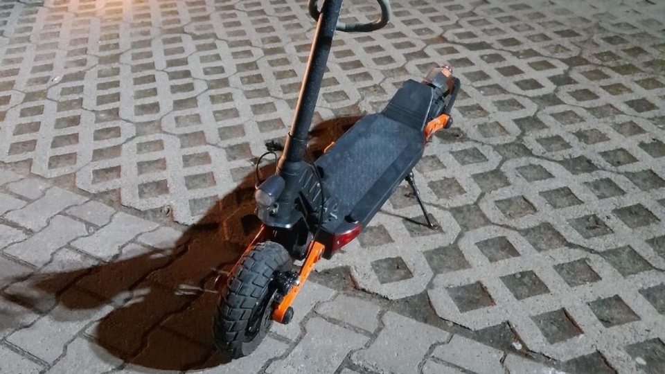 Wypadek na hulajnodze elektrycznej, nie żyje młoda kobieta