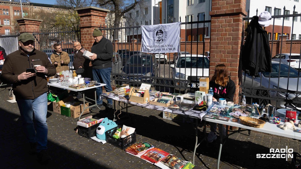 Kiermasz Charytatywny Paczka Dla Bohatera [WIDEO, ZDJĘCIA]