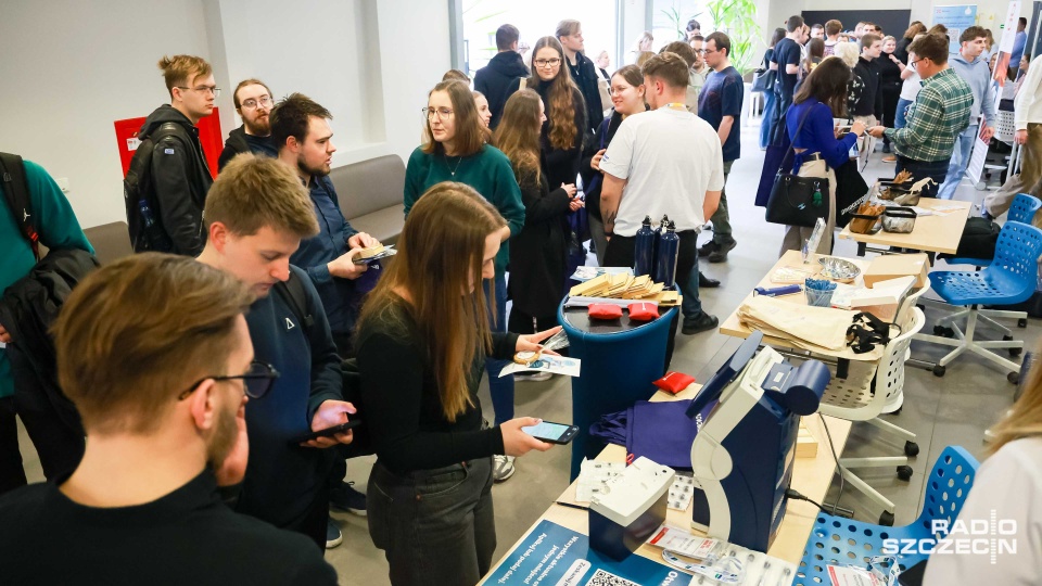 Targi Pracy ZUT na ulicy Jagiellońskiej [ZDJĘCIA]