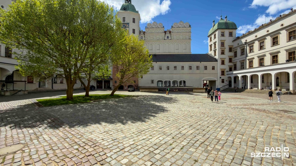 Dwa dziedzińce na Zamku Książąt Pomorskich przejdą modernizację
