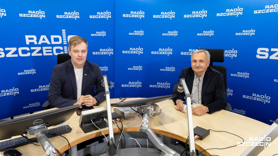 Projekt ustawy zakazujący "komórek" w szkołach. Radny PiS komentuje