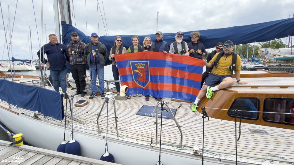 Dar Szczecina ograł kurs na start regat The Tall Ships Races [WIDEO, ZDJĘCIA]