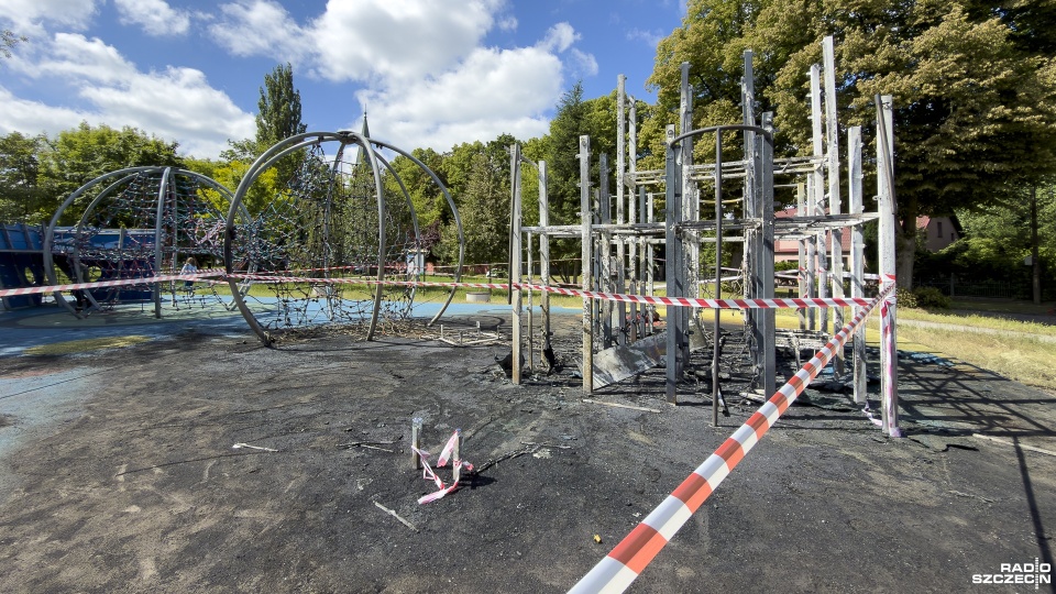 Zniszczony przez pożar plac zabaw w Podjuchach był ubezpieczony [WIDEO, ZDJĘCIA]