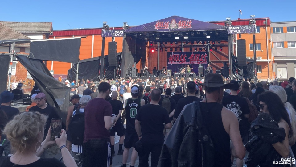 Metalowe riffy na Łasztowni. Trwa Hells Bells Festival [ZDJĘCIA]