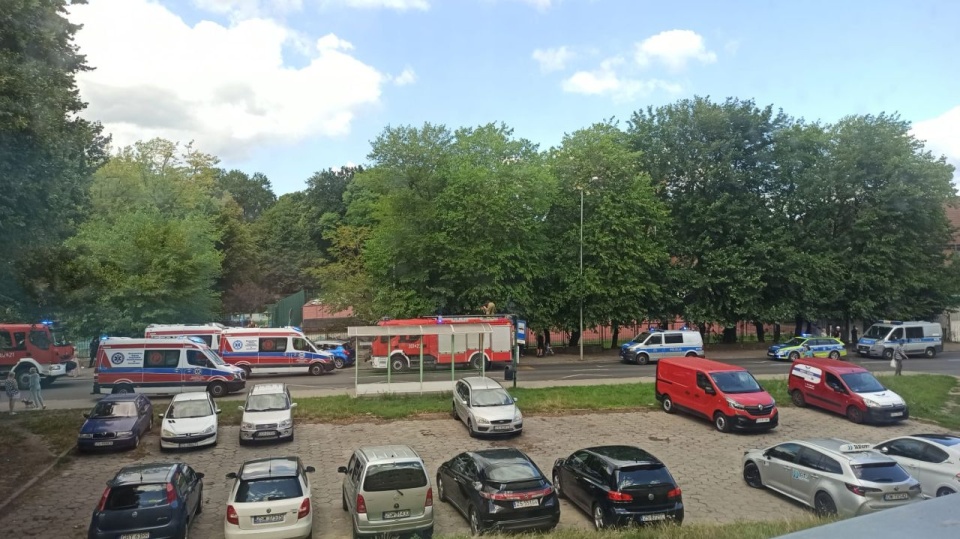 Dzieci wpadły do zbiornika przy ul. Komuny Paryskiej w Szczecinie