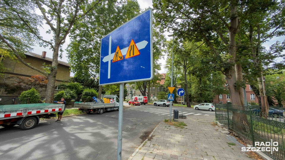 Utrudnienia drogowe na ul. Wawrzyniaka potrwają kilka miesięcy [ZDJĘCIA]