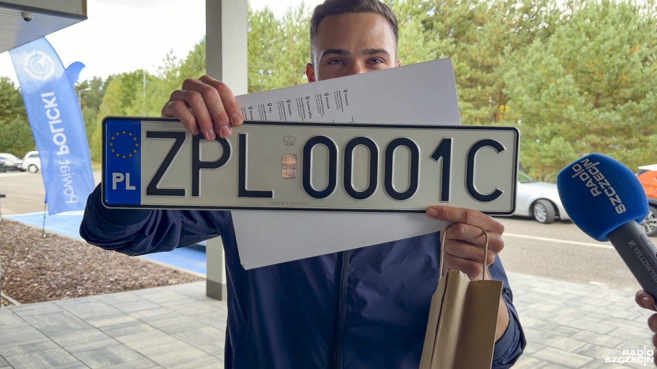 Kierowcy z Dobrej i Kołbaskowa będą mieli bliżej. Otwarto filię wydziału komunikacji [WIDEO, ZDJĘCIA]