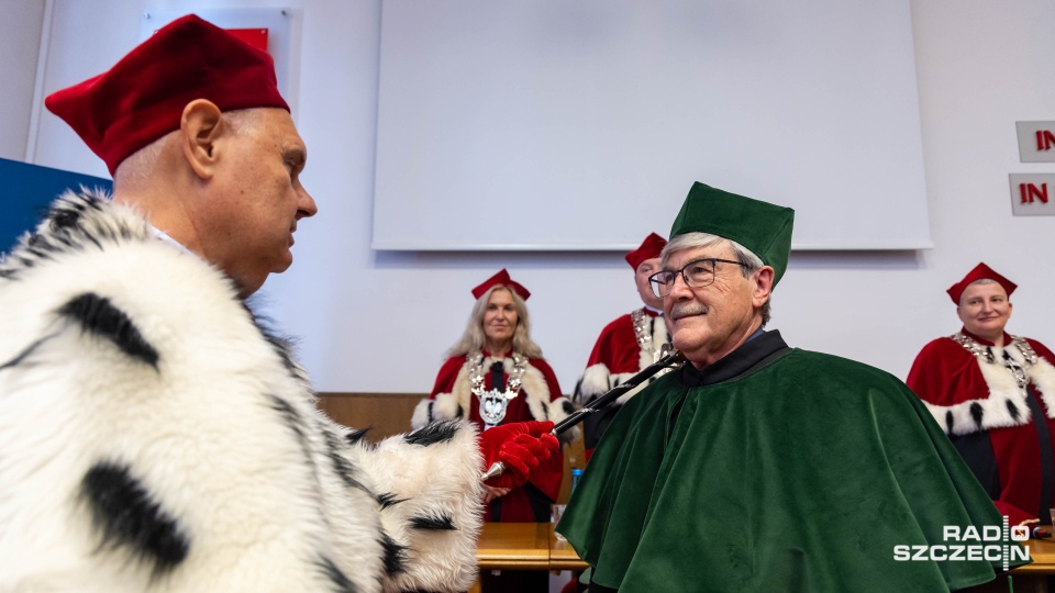 Prof. Paul C.W. Davies doktorem honoris causa Uniwersytetu Szczecińskiego [ZDJĘCIA]